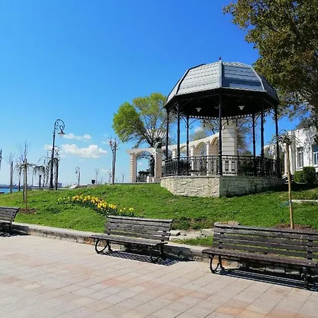 Promenada Apartment